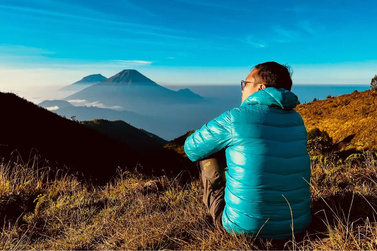 7 Tips Mendaki Gunung Prau untuk Pemula agar Aman dan Menyenangkan